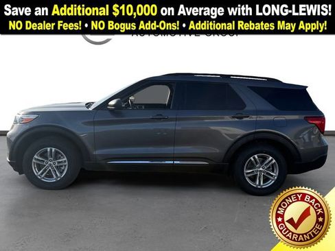 Used 2022 Ford Explorer XLT image 2