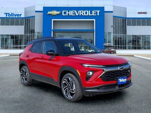New 2026 Chevrolet TrailBlazer RS w/ Driver Confidence Package image 2