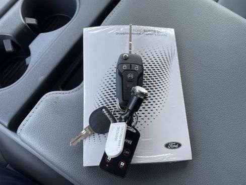 New 2025 Ford F550 4x4 SuperCab Super Duty image 50