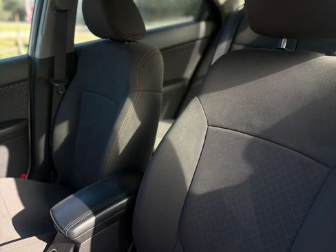 Used 2011 Kia Forte SX image 44