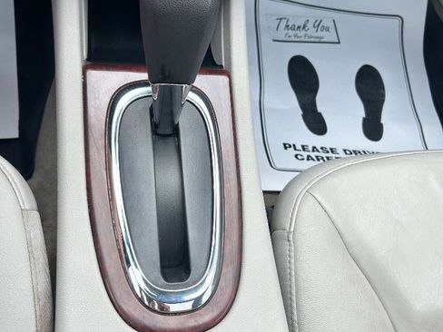 Used 2010 Chevrolet Impala LT w/ Luxury Edition Package FWD image 11