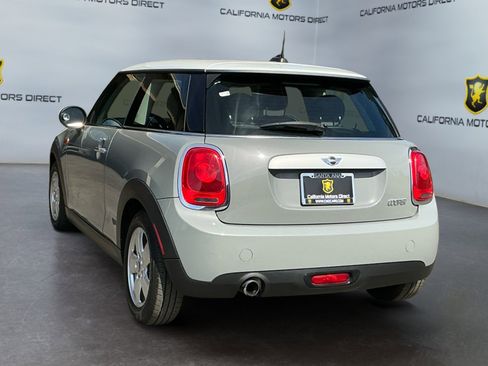Used 2015 MINI Cooper 2-Door Hardtop image 7