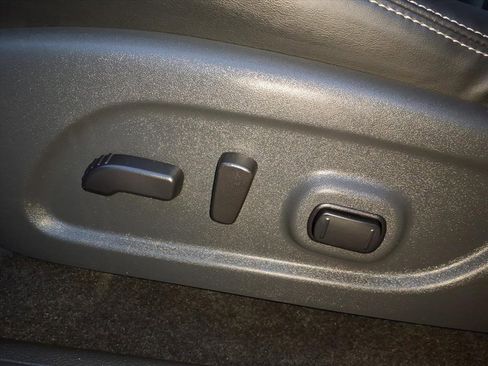 Certified 2024 Nissan Murano SV image 11