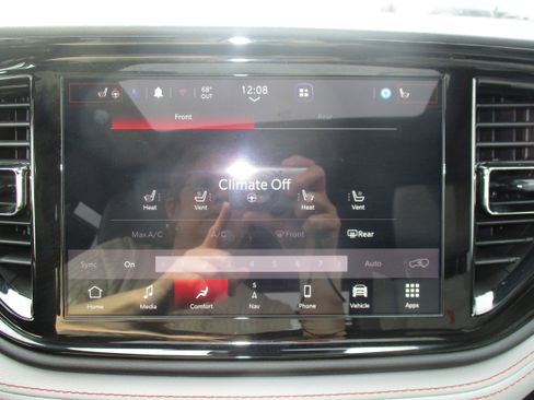 Used 2024 Dodge Durango GT AWD/4WD image 23