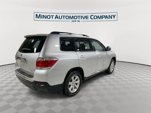 Used 2013 Toyota Highlander SE AWD/4WD image 8