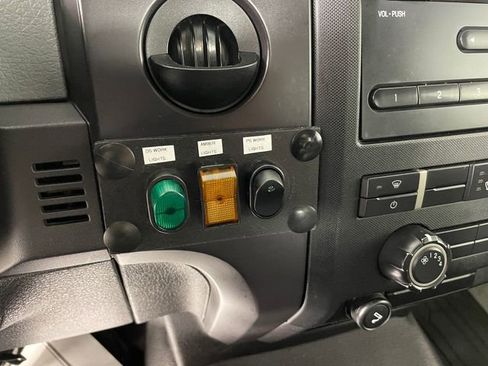 Used 2012 Ford F150 XL w/ Trailer Tow Pkg image 9