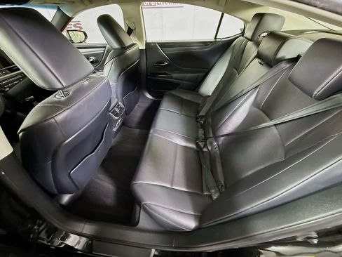 Used 2019 Lexus ES 350 image 26