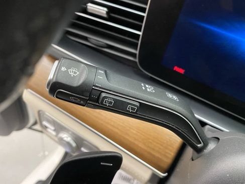 Used 2020 Mercedes-Benz GLE 580 4MATIC image 32
