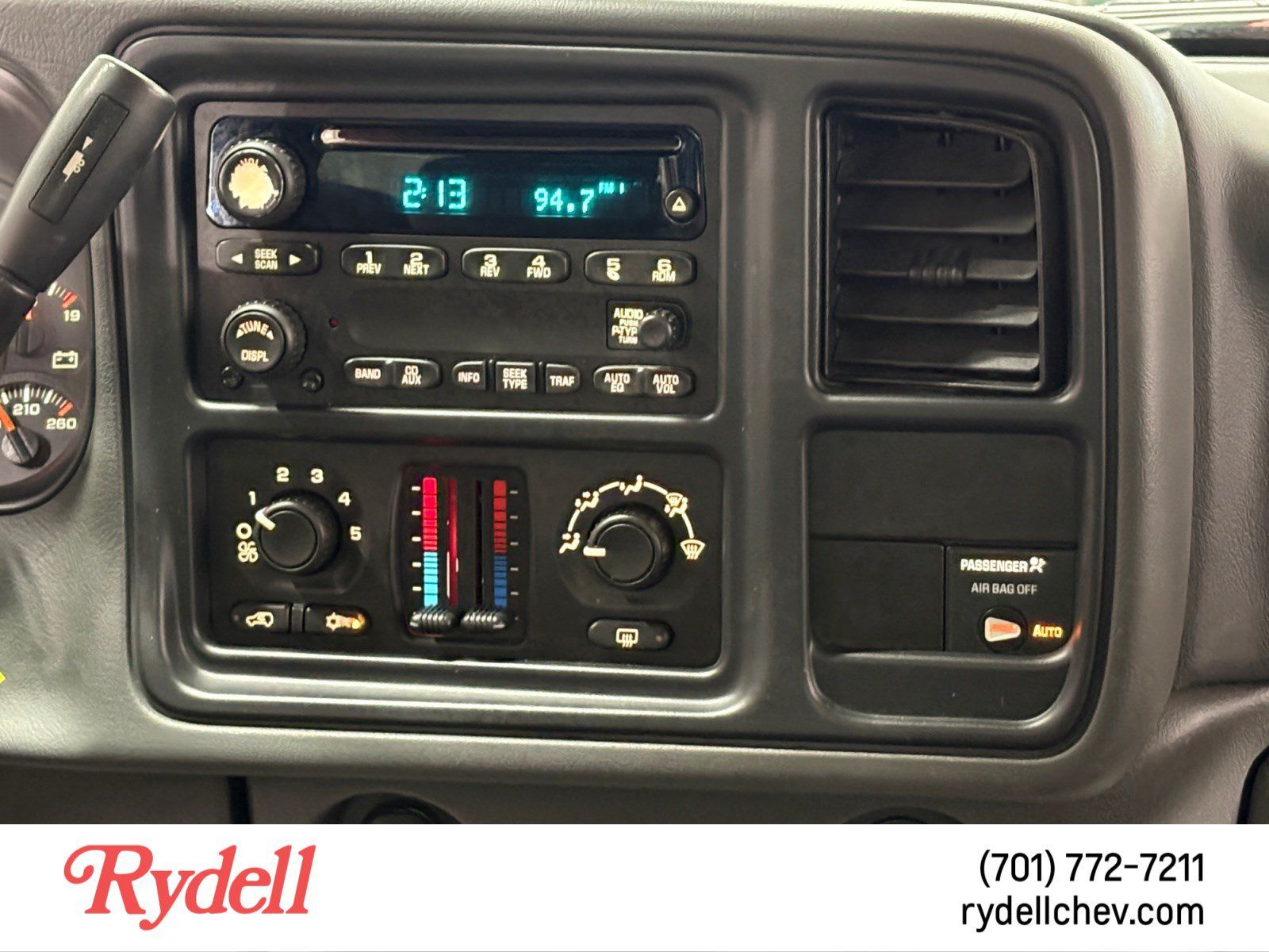 Used 2004 Chevrolet Silverado 1500 LS w/ Light Duty Power Package AWD/4WD image 20
