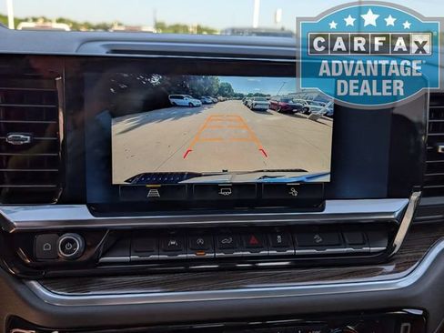 Used 2025 Chevrolet Silverado 1500 LT Trail Boss w/ Convenience Package II AWD/4WD image 10