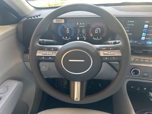 New 2026 Hyundai Kona SE image 22