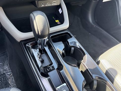 New 2026 Subaru Forester Premium image 25