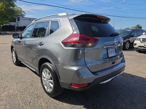 Used 2019 Nissan Rogue S w/ Special Edition Package image 18