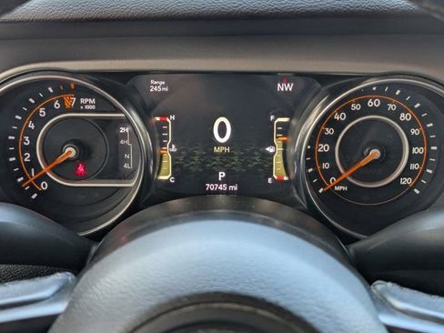 Used 2021 Jeep Gladiator Sport AWD/4WD image 22