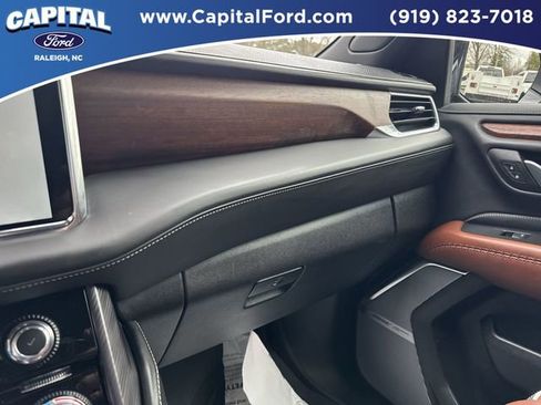 Used 2023 GMC Yukon Denali Ultimate w/ LPO, Floor Liner Package image 27