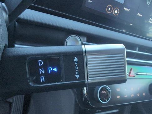 New 2026 Hyundai Tucson Blue SE image 15