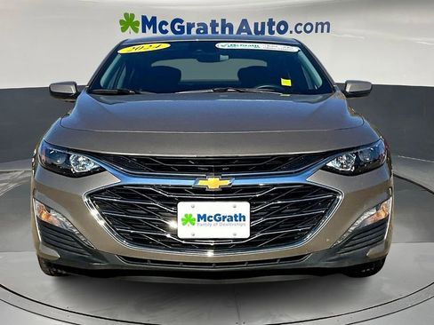 Used 2024 Chevrolet Malibu LT image 2