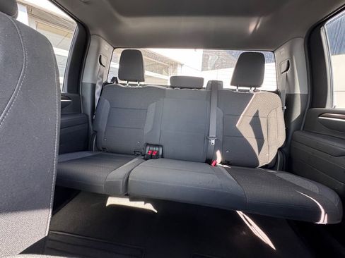 Used 2025 Chevrolet Silverado 2500 LT w/ Convenience Package image 21