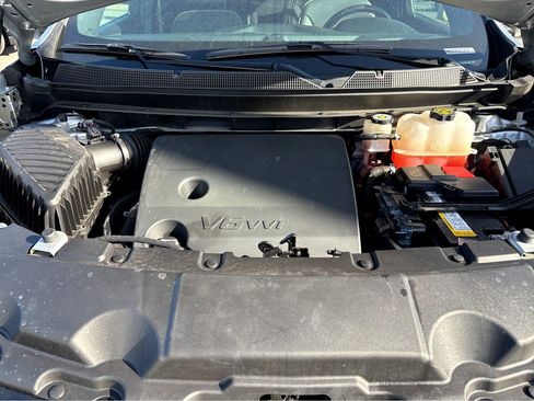 Used 2022 Chevrolet Traverse Premier w/ Redline Edition image 42