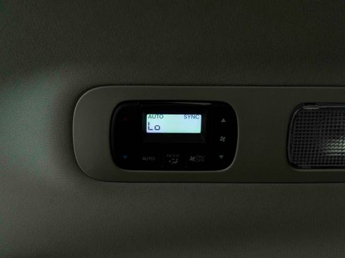 Used 2025 Honda Odyssey Elite image 45