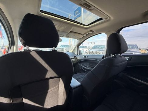 Used 2019 Ford EcoSport SE image 23