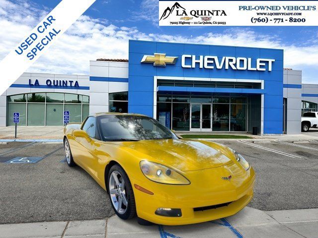 Used 2005 Chevrolet Corvette Coupe w/ Preferred Equipment Group RWD image 1