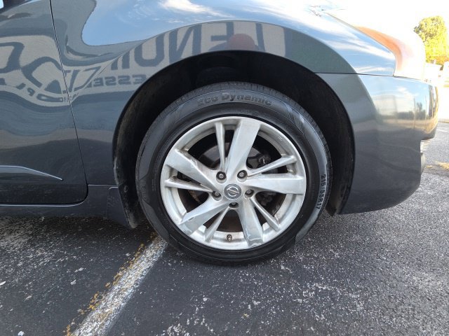 Used 2013 Nissan Altima 2.5 SL w/ Technology Pkg FWD image 9