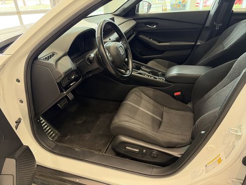 Used 2023 Honda Accord Sport image 11