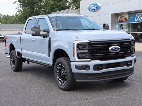 New 2026 Ford F350 Platinum w/ FX4 Off-Road Package AWD/4WD image 2