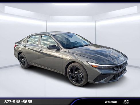 New 2026 Hyundai Elantra SEL Sport image 1