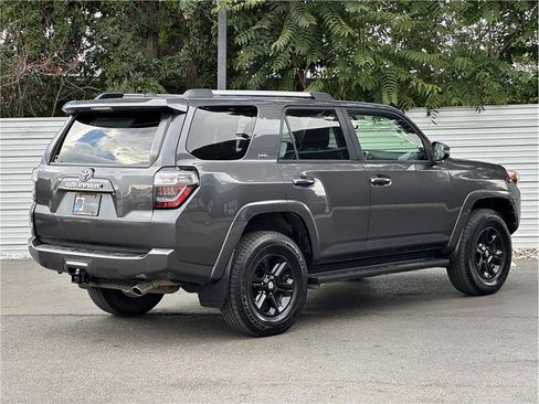 Used 2019 Toyota 4Runner SR5 Premium AWD/4WD image 10