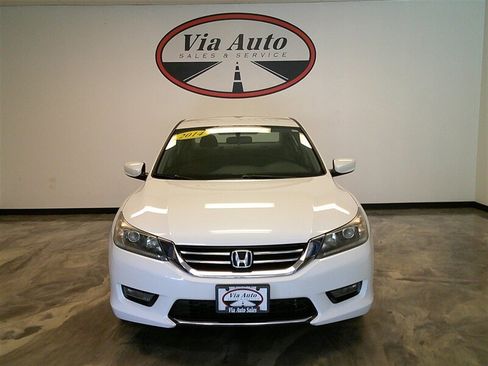 Used 2014 Honda Accord Sport image 5
