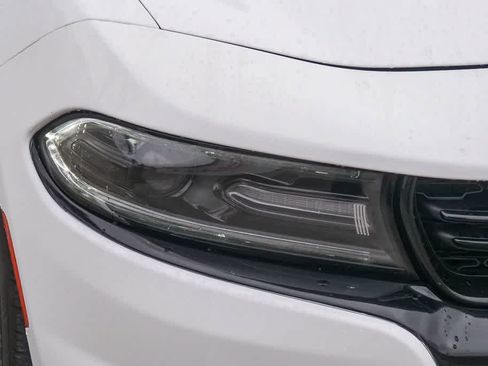 Used 2020 Dodge Charger SXT w/ Blacktop Package RWD image 4
