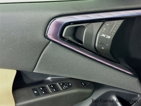 Used 2025 BMW X3 xDrive30i image 16