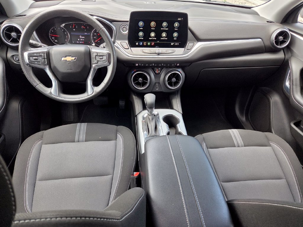 Used 2023 Chevrolet Blazer LT FWD image 8