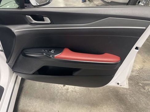 Used 2023 Kia K5 GT-Line image 39