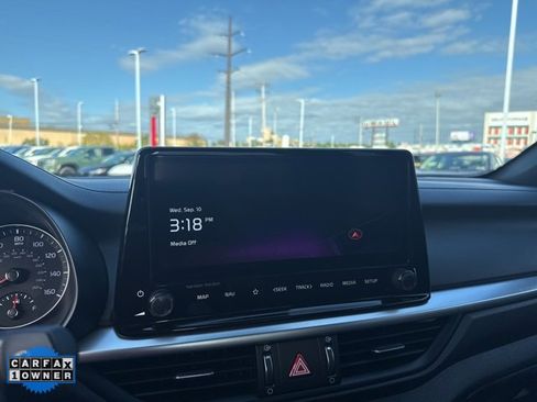 Used 2024 Kia Forte GT-Line w/ GT-Line Premium Package image 21