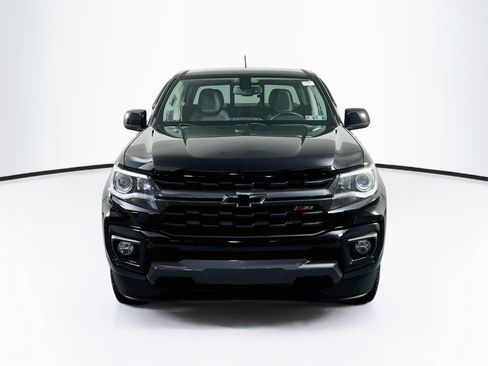 Used 2021 Chevrolet Colorado Z71 AWD/4WD image 2