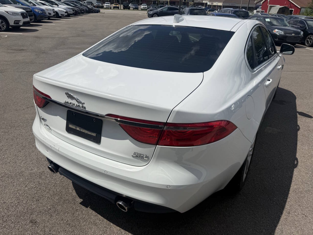 Used 2017 Jaguar XF Prestige AWD/4WD image 7