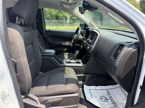 Used 2022 Chevrolet Colorado LT w/ Fleet Safety Package RWD image 11