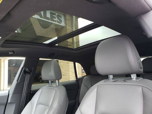 Used 2020 Audi Q8 Premium Plus w/ Premium Plus Package AWD/4WD image 12