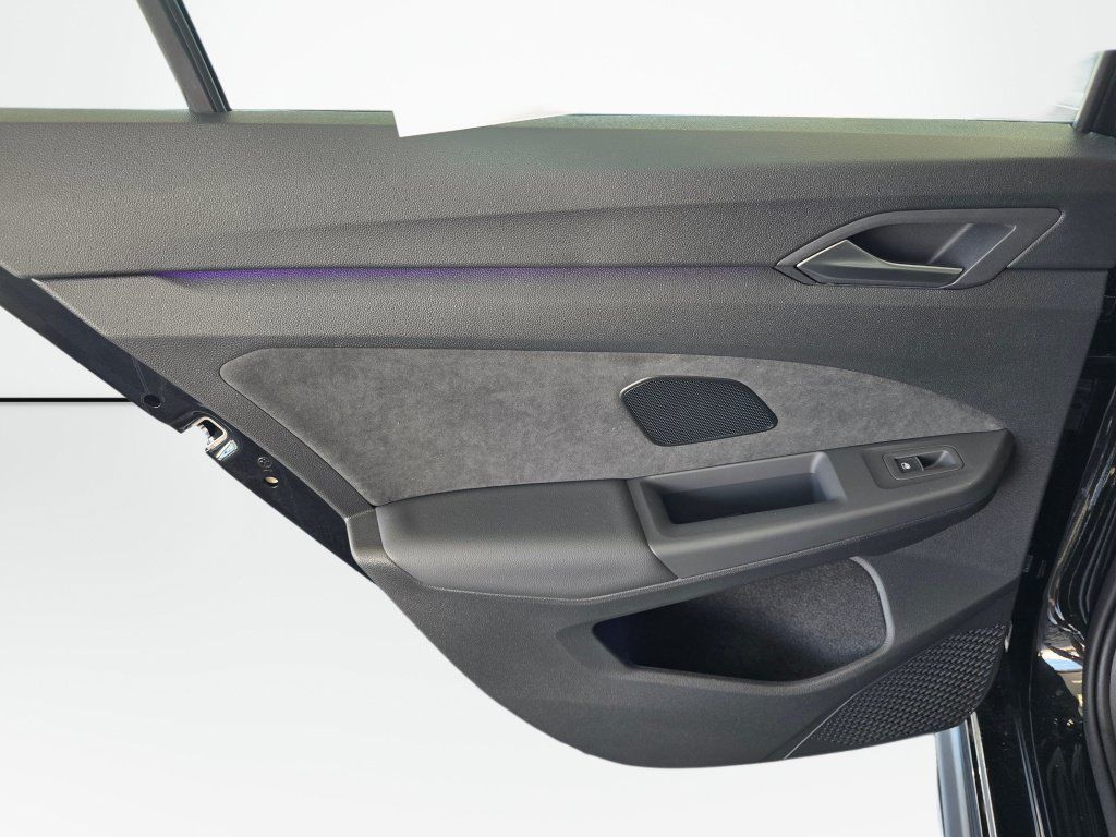 New 2026 Volkswagen GTI SE FWD image 34