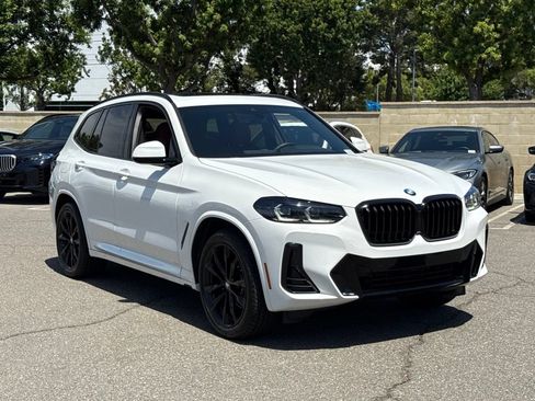 Used 2024 BMW X3 sDrive30i w/ M Sport Package RWD image 6