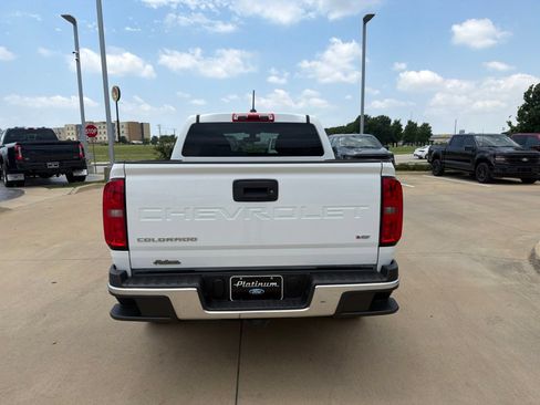 Used 2022 Chevrolet Colorado W/T w/ WT Convenience Package RWD image 4