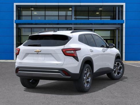 New 2026 Chevrolet Trax LT w/ LT Convenience Package image 4