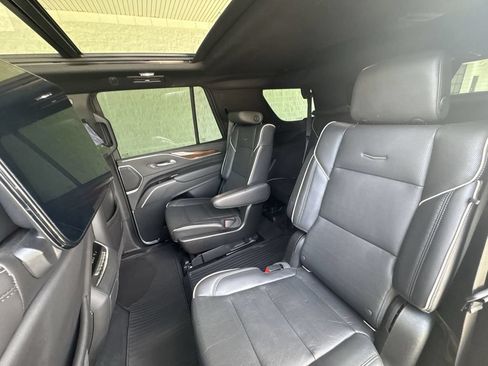 Certified 2021 Cadillac Escalade Premium Luxury w/ Performance Package AWD/4WD image 26