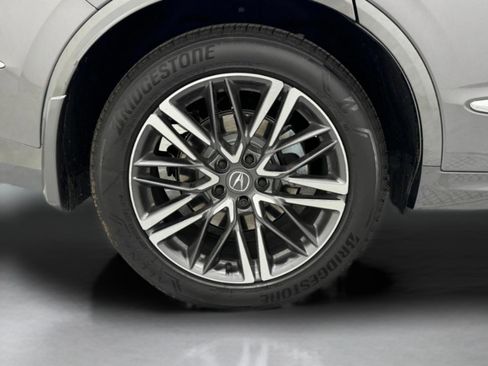 Used 2026 Acura MDX w/ Advance Package image 9