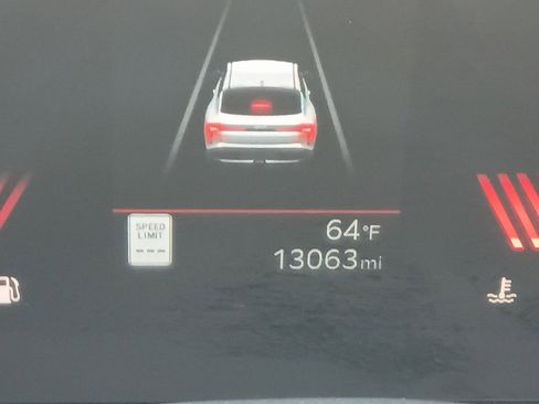 Used 2025 Kia K4 LXS image 2