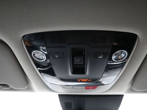 Certified 2023 Kia Sportage SX AWD/4WD image 17