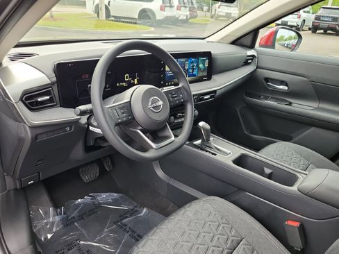 New 2026 Nissan Kicks SV FWD image 16